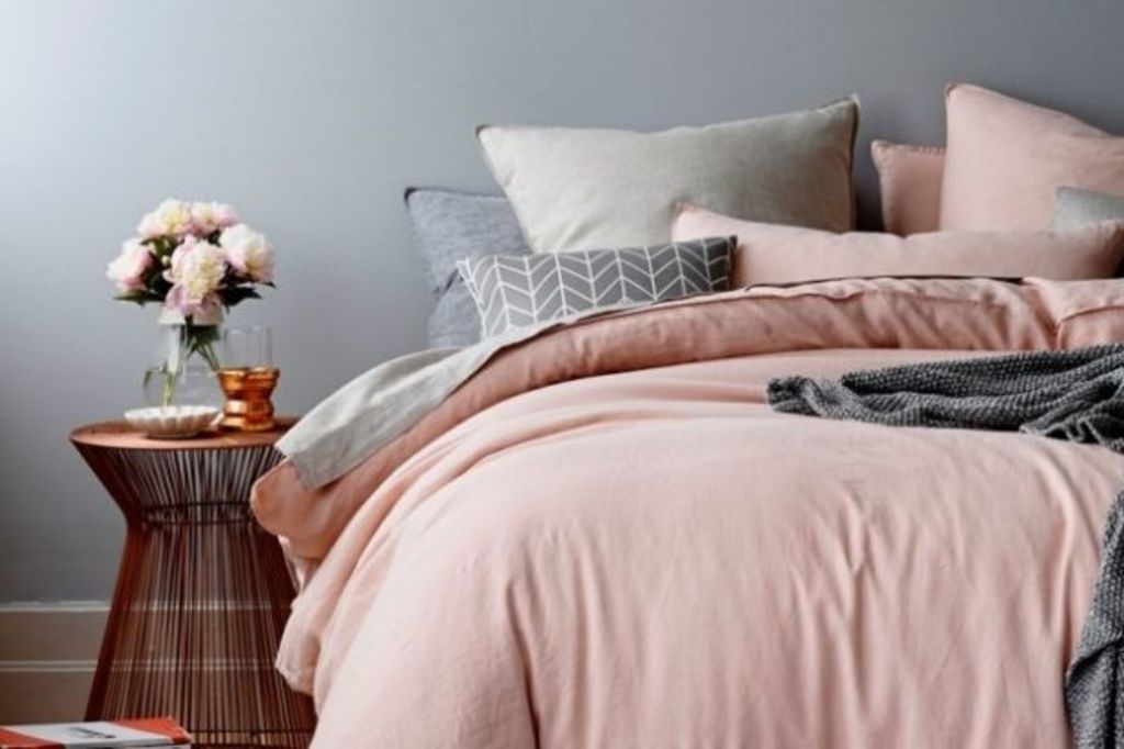 Cotton, linen or silk? Which bed sheets are best for you